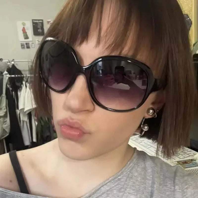2026 Retro y2K Large-framed Gradient Sunglasses Women UV Protection Oval Sun Glasses Ins Fashion Elegant Eyewear High-end Decor